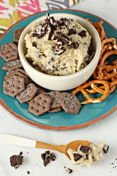 Cookies and Cream Dip in a serving platter.