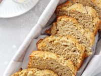 This easy buttery honey beer bread is completely addicting! Soft and chewy on the inside, crispy on the outside and filled with undertones of your favorite beer! And just 10 minutes of your time required! Vegan & dairy free options included.