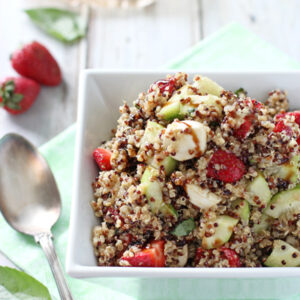Strawberry Quinoa Balsamic Salad | cookiemonstercooking.com