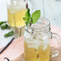 Vanilla Honey Iced Tea Lemonade | cookiemonstercooking.com