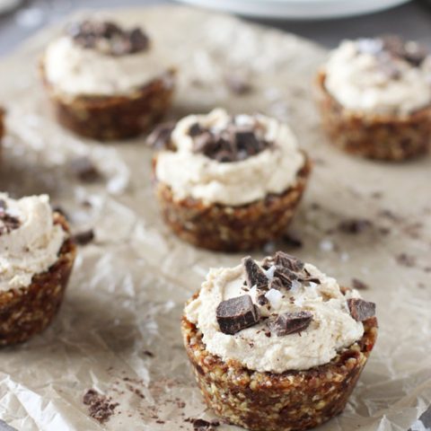 A simple, no bake recipe. With raw tart shells made with nuts and dates. And a coconut milk whipped cream filled with peanut butter!