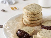 Easy, buttery whole wheat vanilla chai shortbread cookies! A simple recipe made entirely in your food processor! Filled with chai tea!