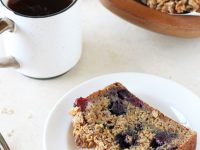 Lightly sweet and moist blueberry banana bread with oat crumble! Filled with whole wheat flour, maple syrup and plenty of blueberries!
