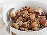 Warm and cozy spiced cranberry apple baked oatmeal! A great make-ahead breakfast! Naturally sweetened and filled with fresh apples, dried cranberries and pecans!