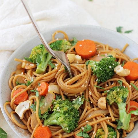 A simple broccoli carrot noodle stir-fry with a flavorful spicy soy sauce! Quick to make and so much better for you than takeout!