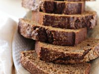 Moist and fluffy healthy maple gingerbread loaf! With whole wheat flour, applesauce and plenty of warm spice! Perfect for snacking or dessert!