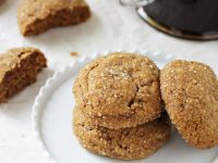 Perfectly soft & chewy whole wheat pumpkin cookies! With pumpkin puree, warm fall spices and rich vanilla! A staple for the season!